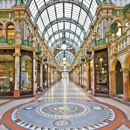 *rg7h*for Your Relaxed & Cosy Free Parking Homestay szállás *